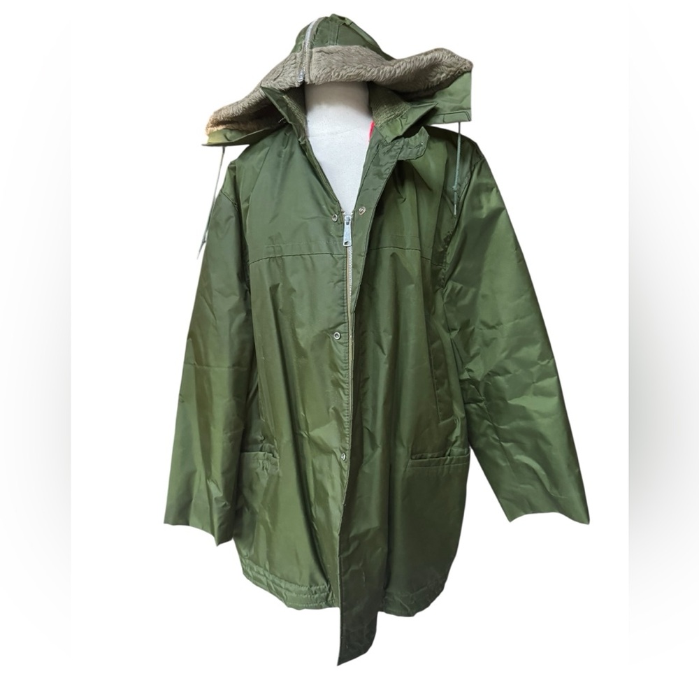 1970s Golden Fleece Hooded Army Green Parka Jacket w/Removeable Fur-Like Hood
